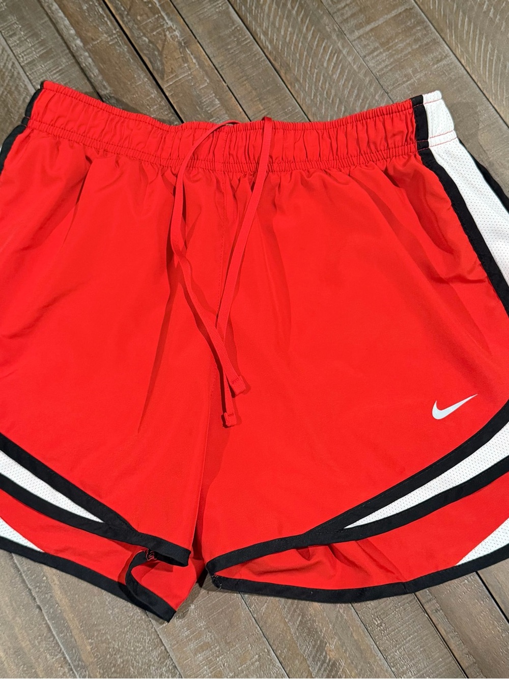 Nike Dri-FIT Tempo Running Shorts Red White Black – Women’s Medium